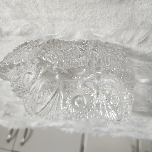 Lenox Square Glass dish stamped in the center - Picture 5 of 7